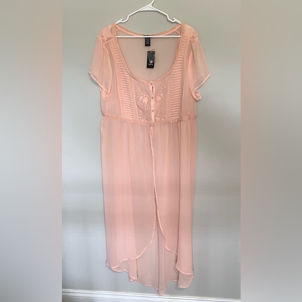 NWT Pink Torrid Size 1 Sheer Buttoned Duster